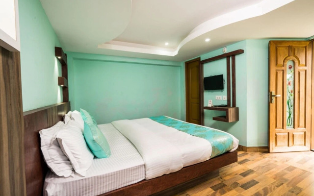 OYO 7178 Blooms Greenland Residency