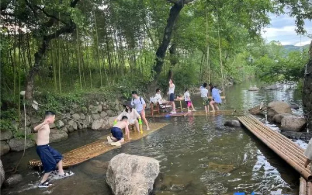 Anjiyun Shangzhuhai neighbor Li's parent-child vacation back to the beautiful house – Outside – Huzhou