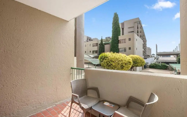 Antibes in West Road South Sandton Apartment