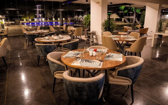 Eurobuilding Tama San Cristobal