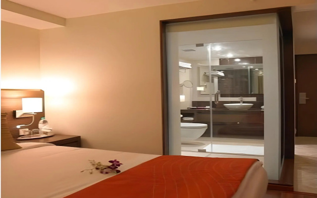 Royal Orchid Central Grazia