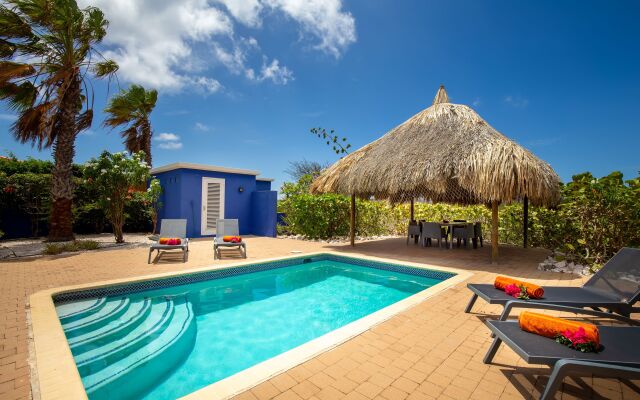 ? Peaceful Garden Villa?  -  Private Pool
