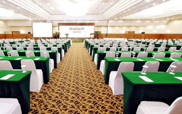 Horison Ultima Bandung