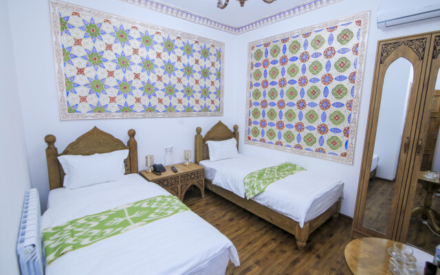 Hadijam Hotel
