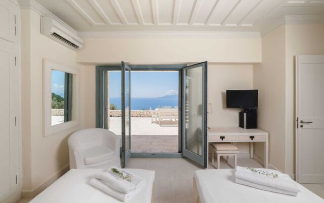 Modern Villa in Vasiliki with Swimming Pool & Hot Tub