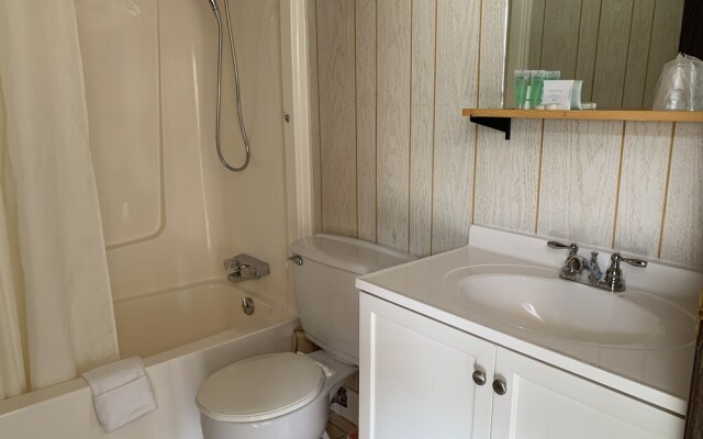 Greenview Motel and RV Park