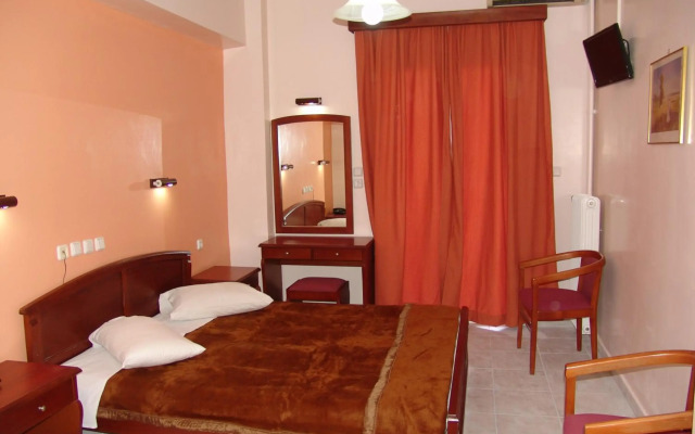 Hotel Cosmos