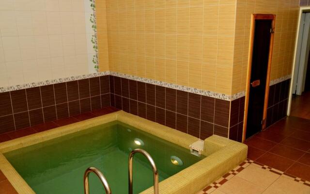 Hotel Kedr