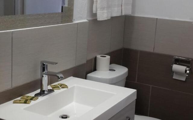 American Regency Inn