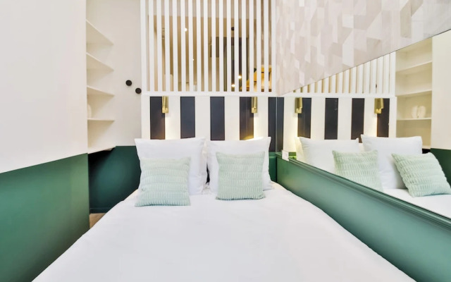 WS Louvre - Casanova