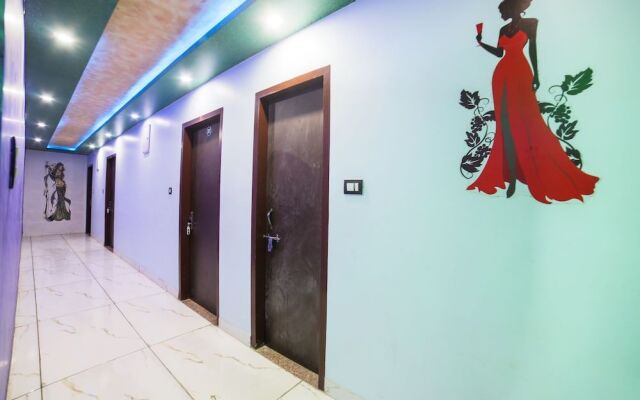 OYO 28141 Hotel Mamta Paradise