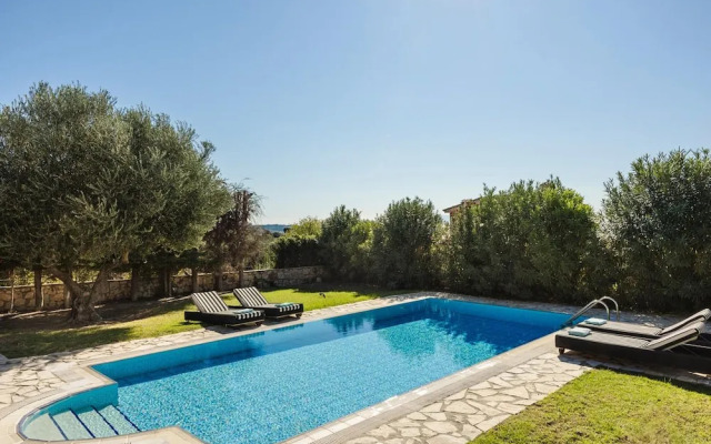 Ilios Kefalonia With 3 Bedrooms and 3 Bathrooms