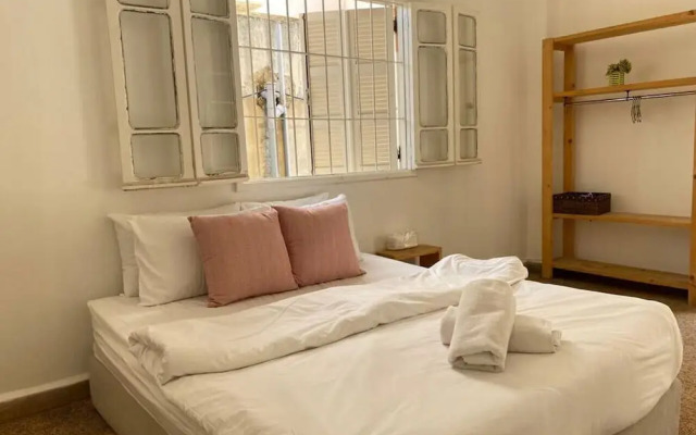 Boho Studios & Apts in Mar Mikhael