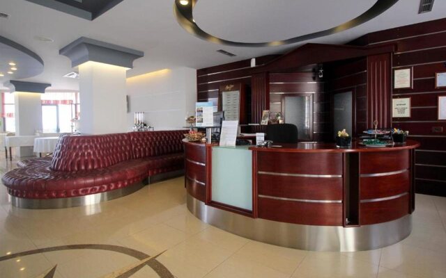 Hotel Saranda International