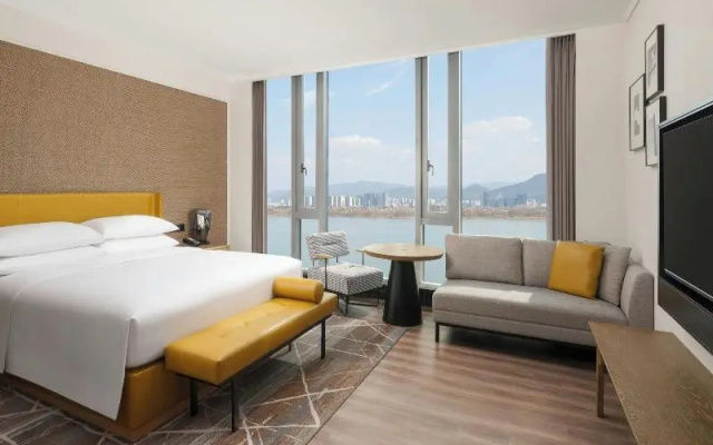 Sheraton Hangzhou Fuyang – Guest Rooms – Hangzhou