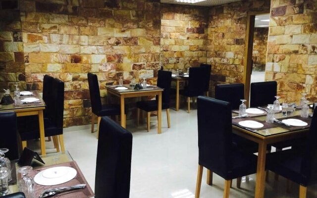 Bar B Q Zone Inn Bahria Town