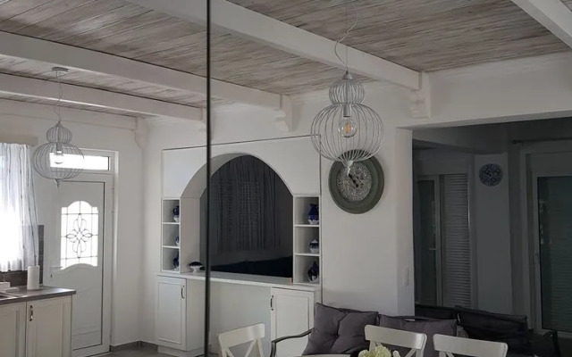 Evergreen Seaside Villa