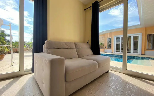 Tropical Luxury 4BR Pool Villa w Game Area