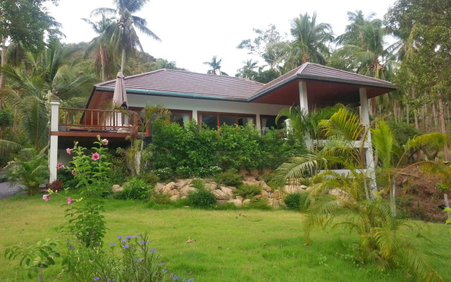 Tropical Season Villa Resort