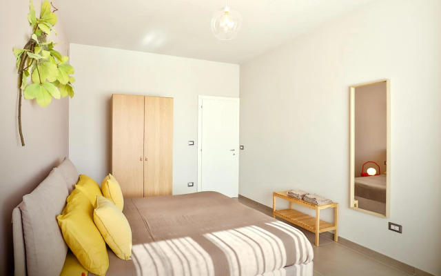 Neapolitan Skyscraper Apartment