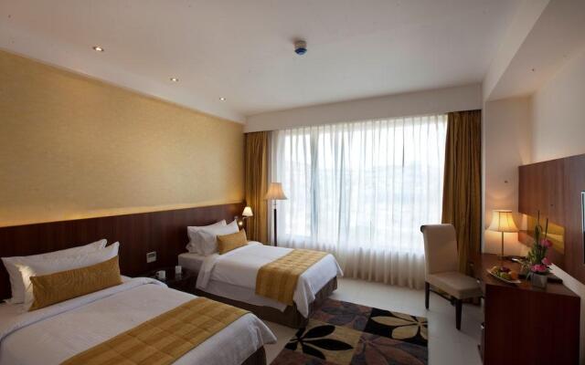 United 21, The Grand