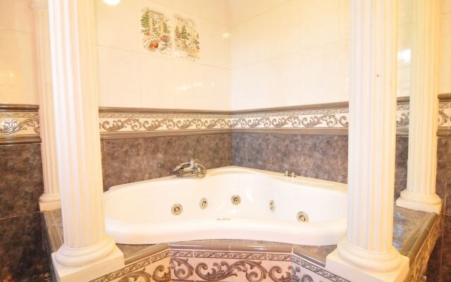 HomeHolidaysRentals Corinne