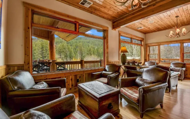 Rainbow Ranch Lodge
