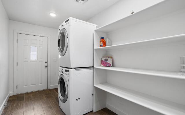 Jacuzzi and Park Bliss by HomeSlice stays