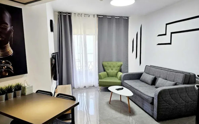 SHaYaSH apartments Leonardo Bat-Yam