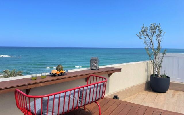 TEL Aviv - Sea Front Penthouse - 1604