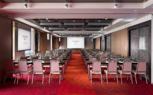 Courtyard by Marriott Taipei