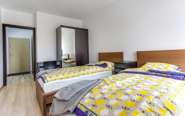 Penguin Apartments Dlugosza