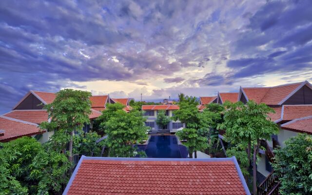 Mane Village Suites