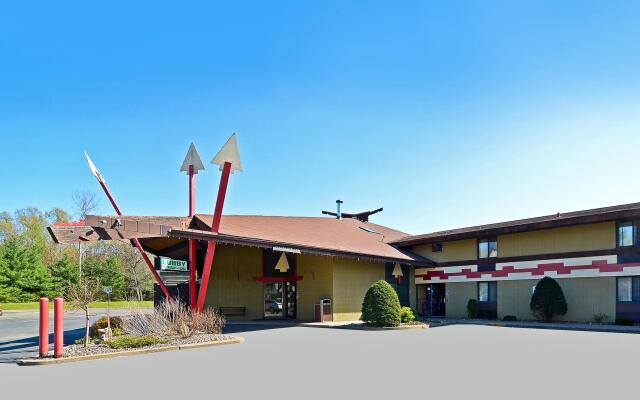 Отель Black River Falls