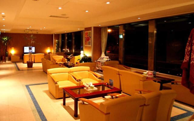 Suwa Lake Side Hotel