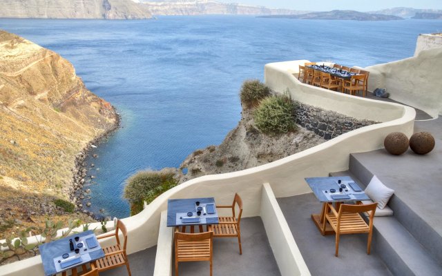 Mystique, a Luxury Collection Hotel, Santorini