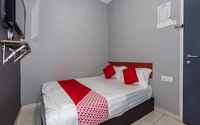 OYO 1184 Ho Hotel