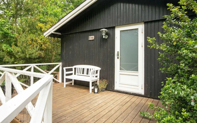 6 Person Holiday Home in Glesborg