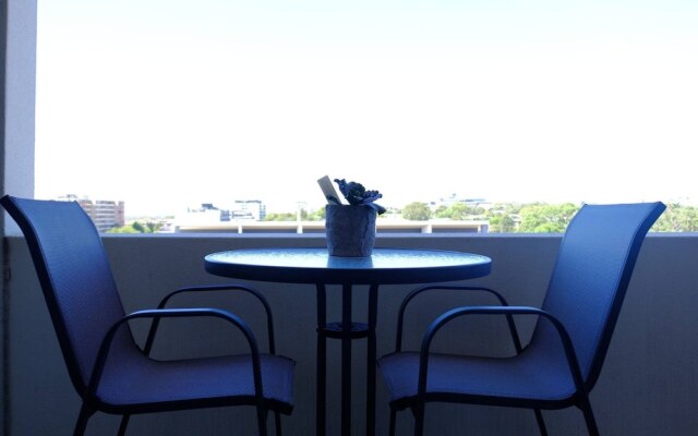 Spacious One Bedroom Apartment With Large Balcony