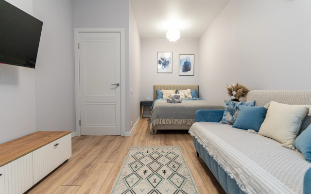 LetoApart на Куникова 47