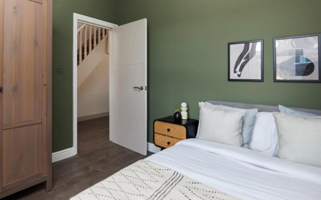 The Kilburn Crib Stunning 3bdr Flat