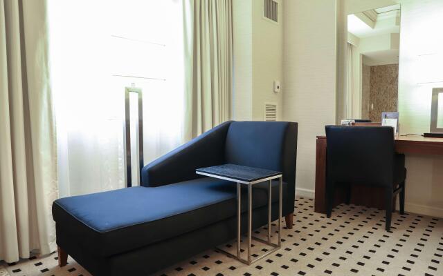 Radisson Plaza Hotel & Suites Kalamazoo