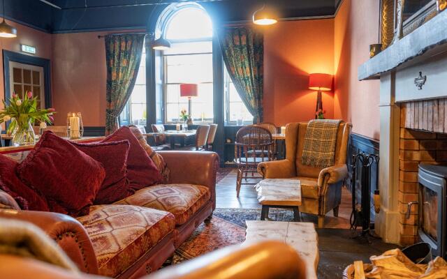 Black Bull Hotel