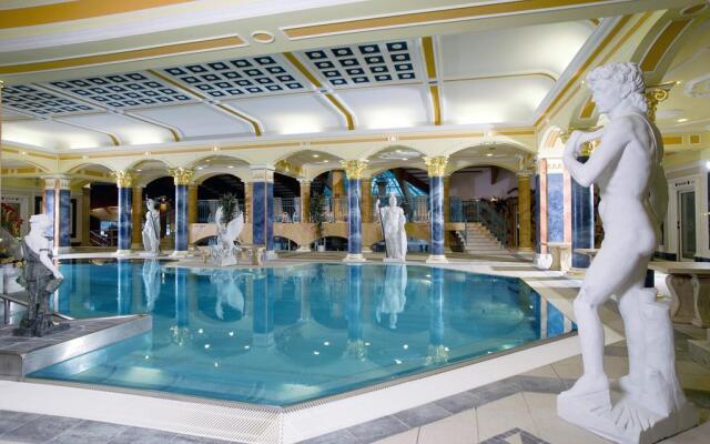Aphrodite Palace