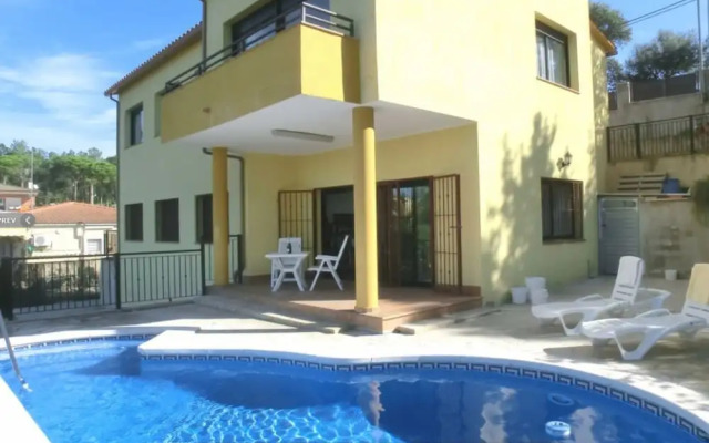 104030 -  Villa in Lloret de Mar