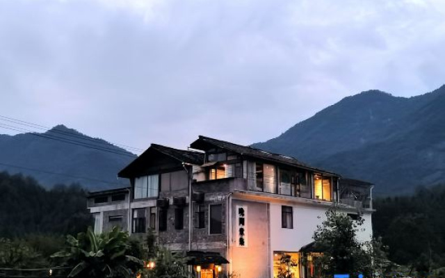 Zhiyuan. Wanwentang Homestay