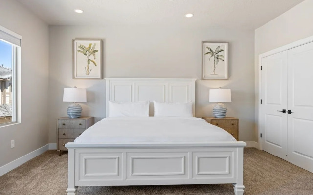 Zion's Paradise 6 Bedroom Townhouse
