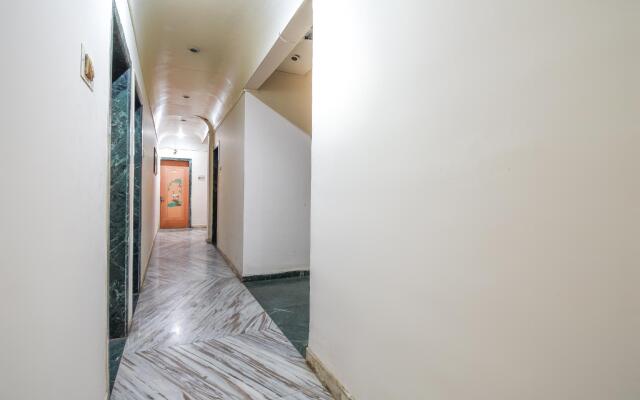 SPOT ON 45727 Alankar Lodge