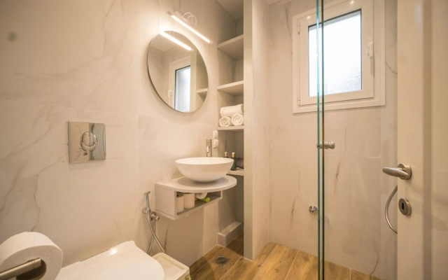 Barbati Bay Elegant Beach Apartments by Hotelius