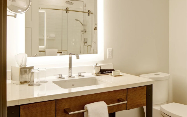 Archer Hotel Seattle/Redmond